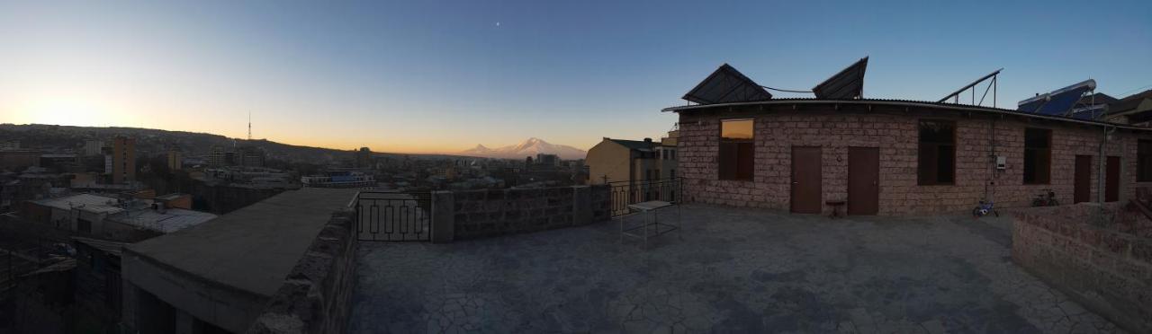 Art Guest House In Kaskad Erevan Exterior foto